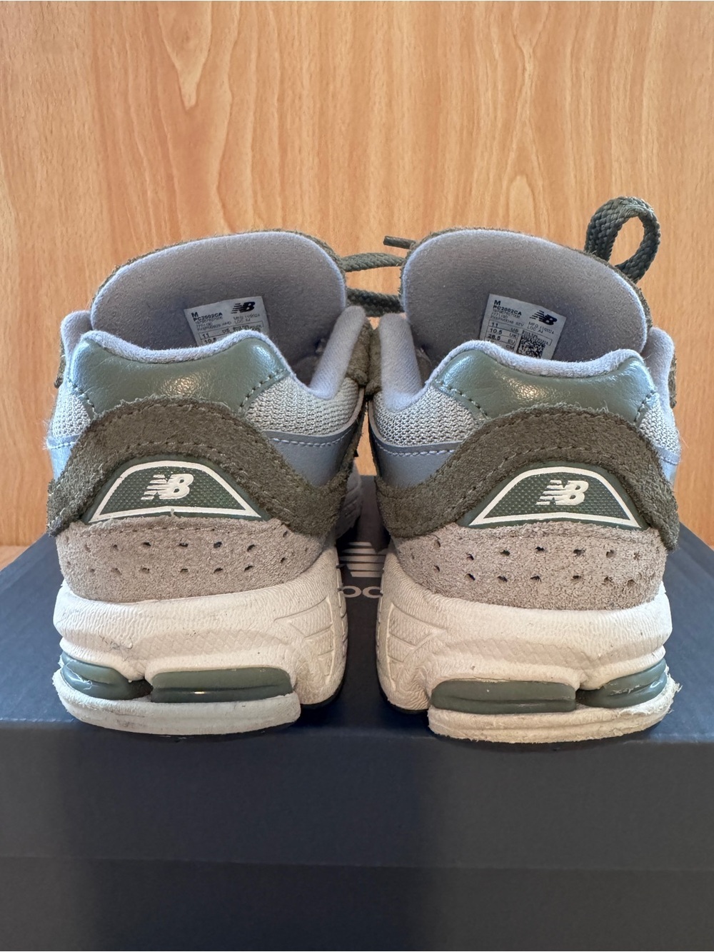 New Balance 2002r Kids Green/Gray Athletic Sneakers - Picture 5 of 6
